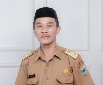 Foto Kepala Desa Air Pinang